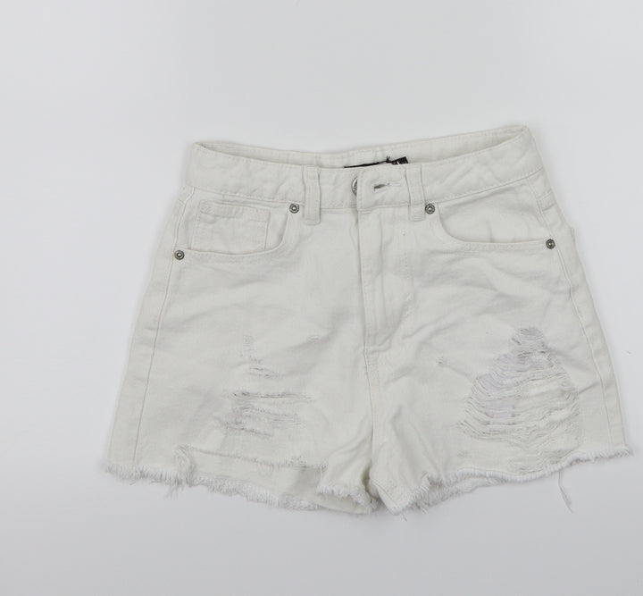 Boohoo Womens White Bermuda Shorts Size 6