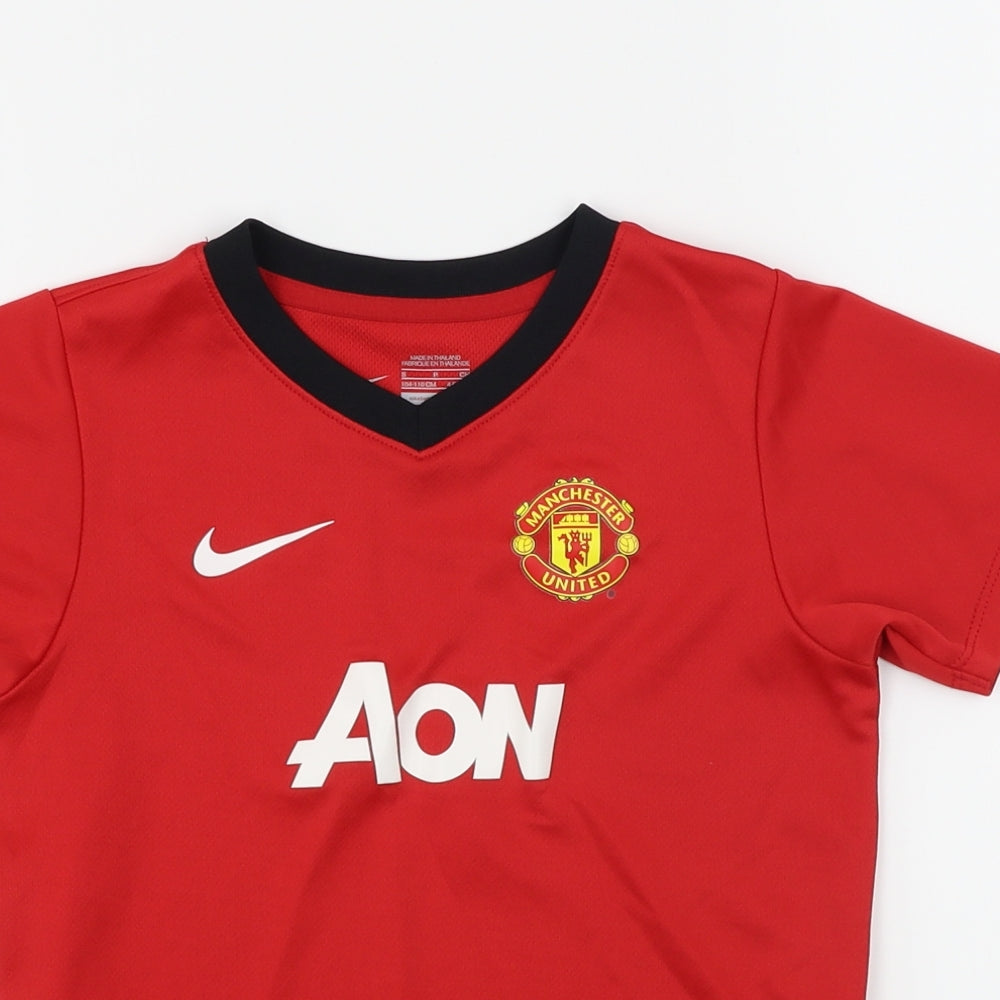 Manchester United  Boys Red   Basic T-Shirt Size S