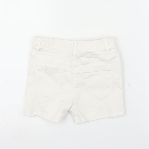 I love Girlswear Girls White  Denim Mom Shorts Size 7 Years