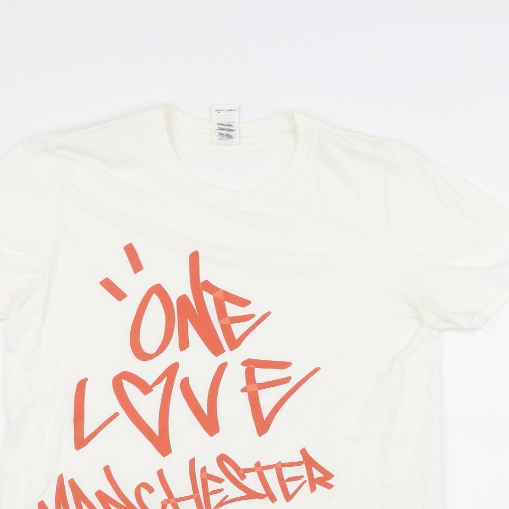 Gilden Mens White    T-Shirt Size M