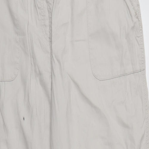 BM Womens Ivory   Trousers  Size 16 L26 in