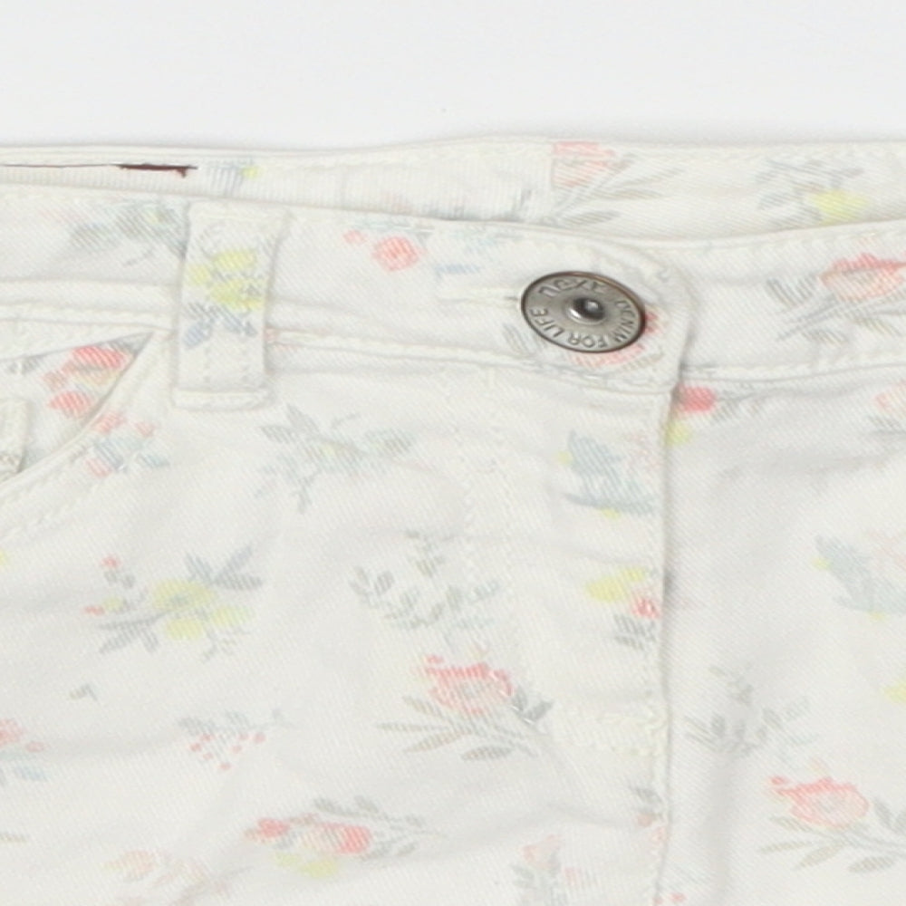 NEXT Girls White Floral Denim Hot Pants Shorts Size 8 Years