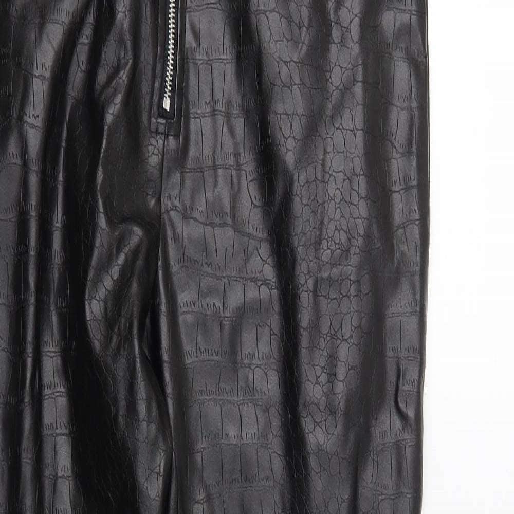 Preworn Womens Black Animal Print  Capri Leggings Size M L29 in
