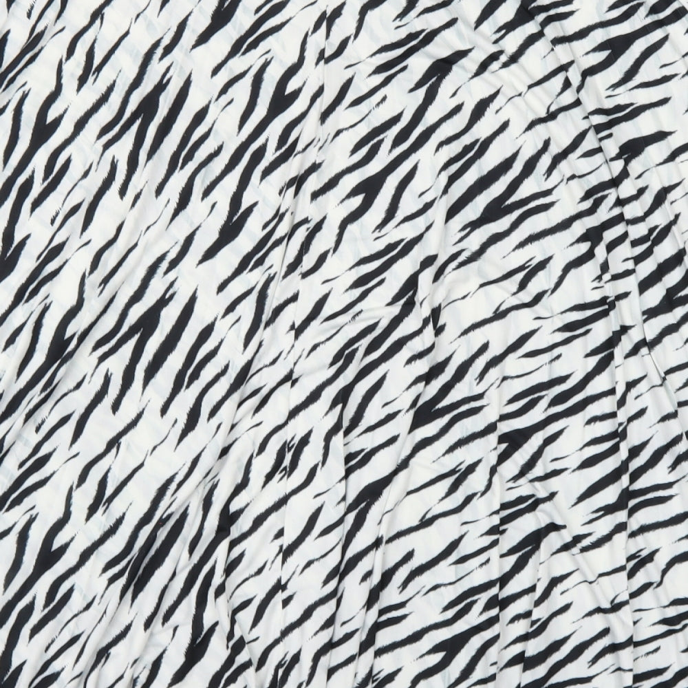 Boohoo Womens White Animal Print  Pleated Skirt Size 12