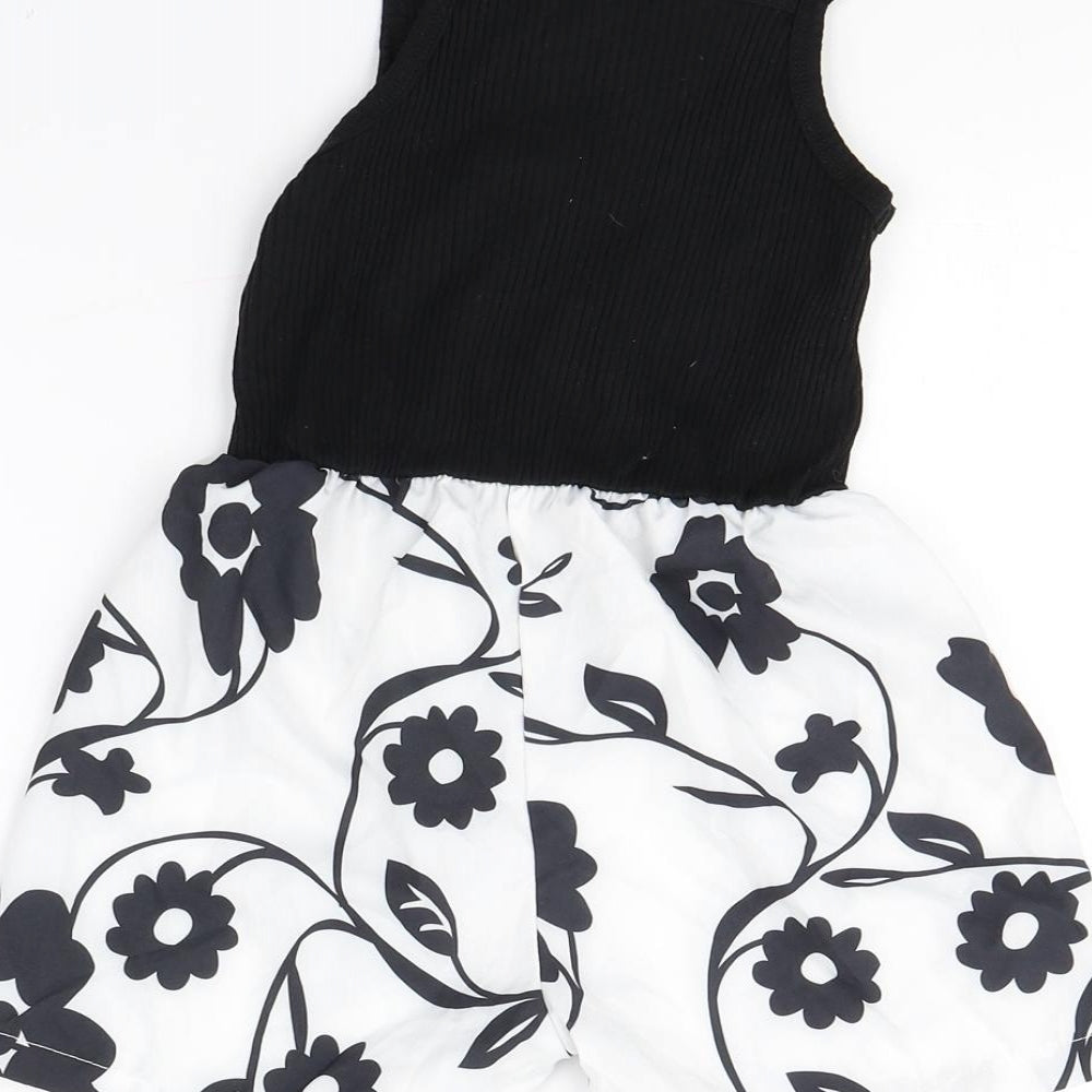 Preworn Girls Black Floral  Playsuit One-Piece Size 5 Years