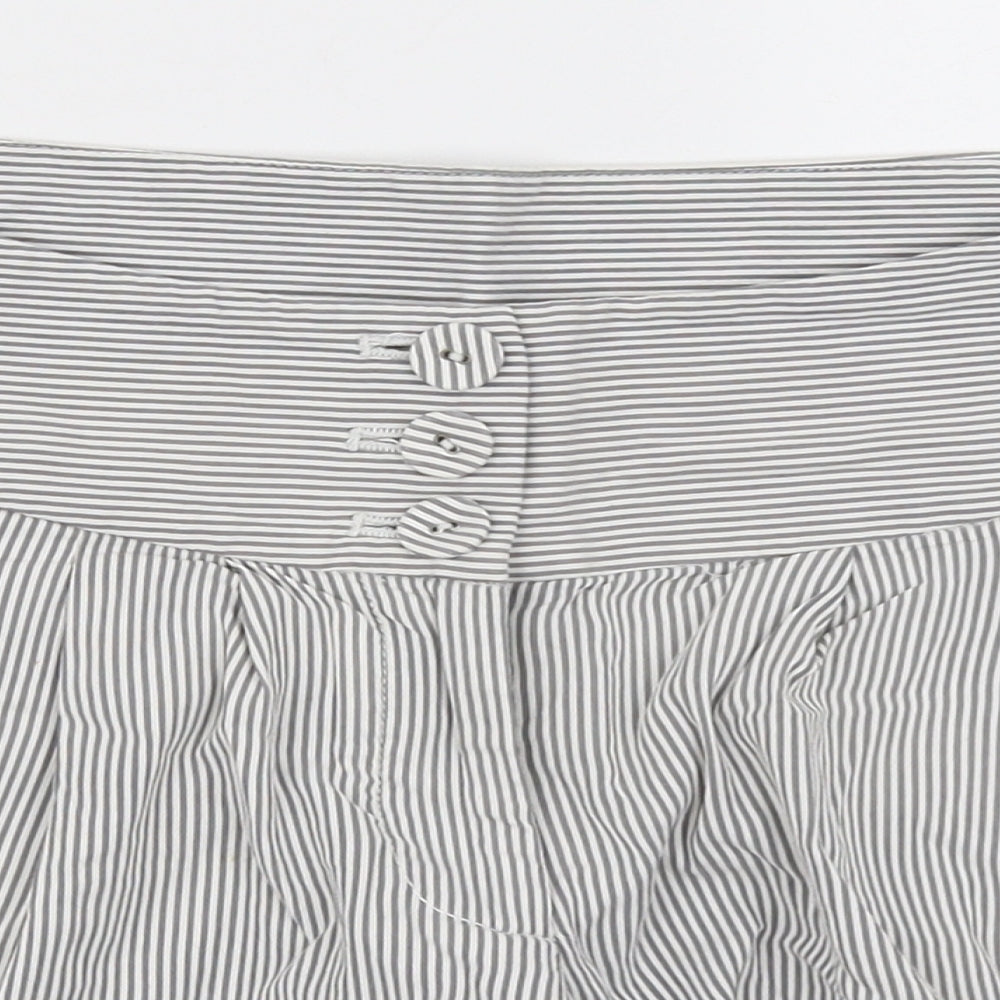 Soaked Womens Grey Striped  Sailor Shorts Size 8