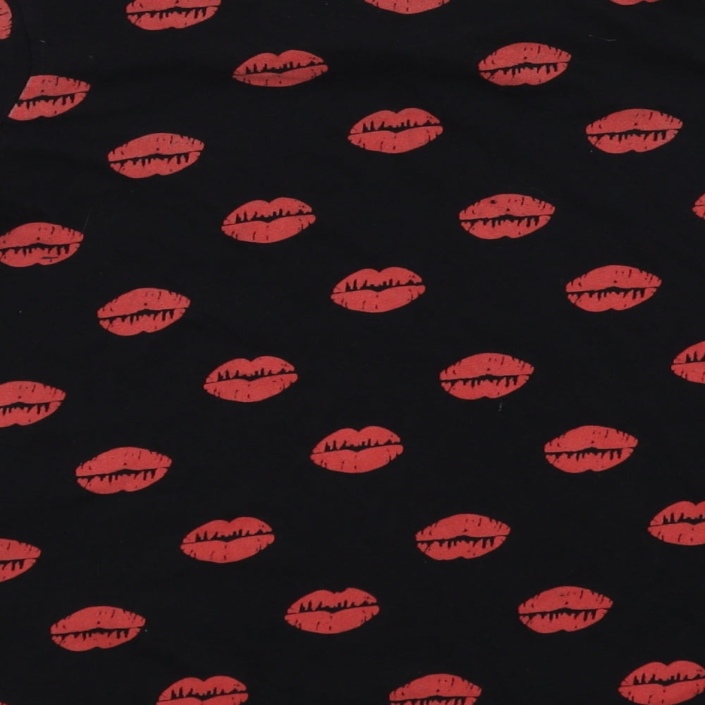 Primark Womens Black Colourblock  Basic T-Shirt Size XS  - RED LIPS
