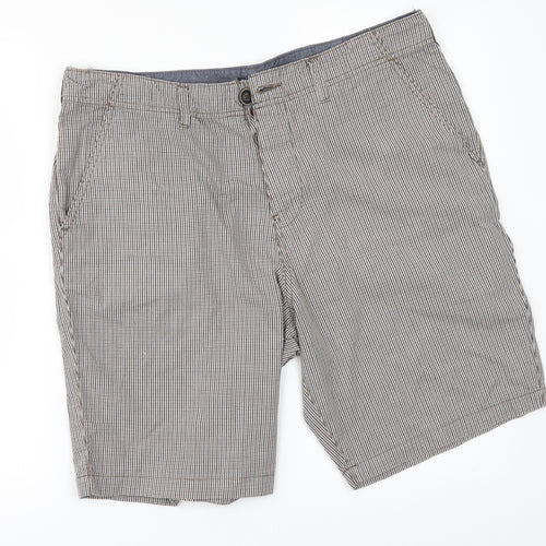 BOSTON CREW Mens Beige Check  Chino Shorts Size 34 in