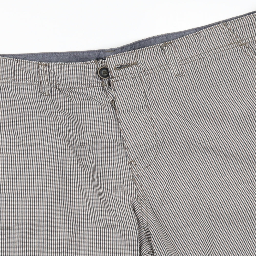 BOSTON CREW Mens Beige Check  Chino Shorts Size 34 in