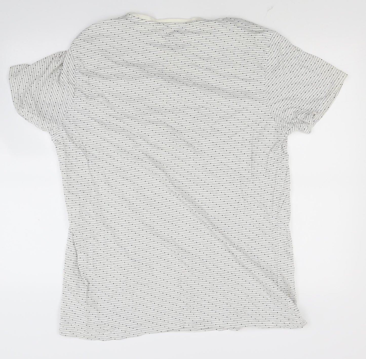 George Mens White  Jersey  T-Shirt Size XL