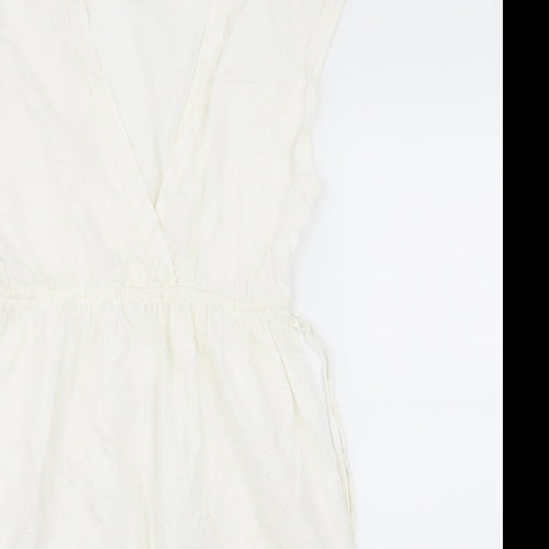 H&M Womens White Floral  Fit & Flare  Size 8