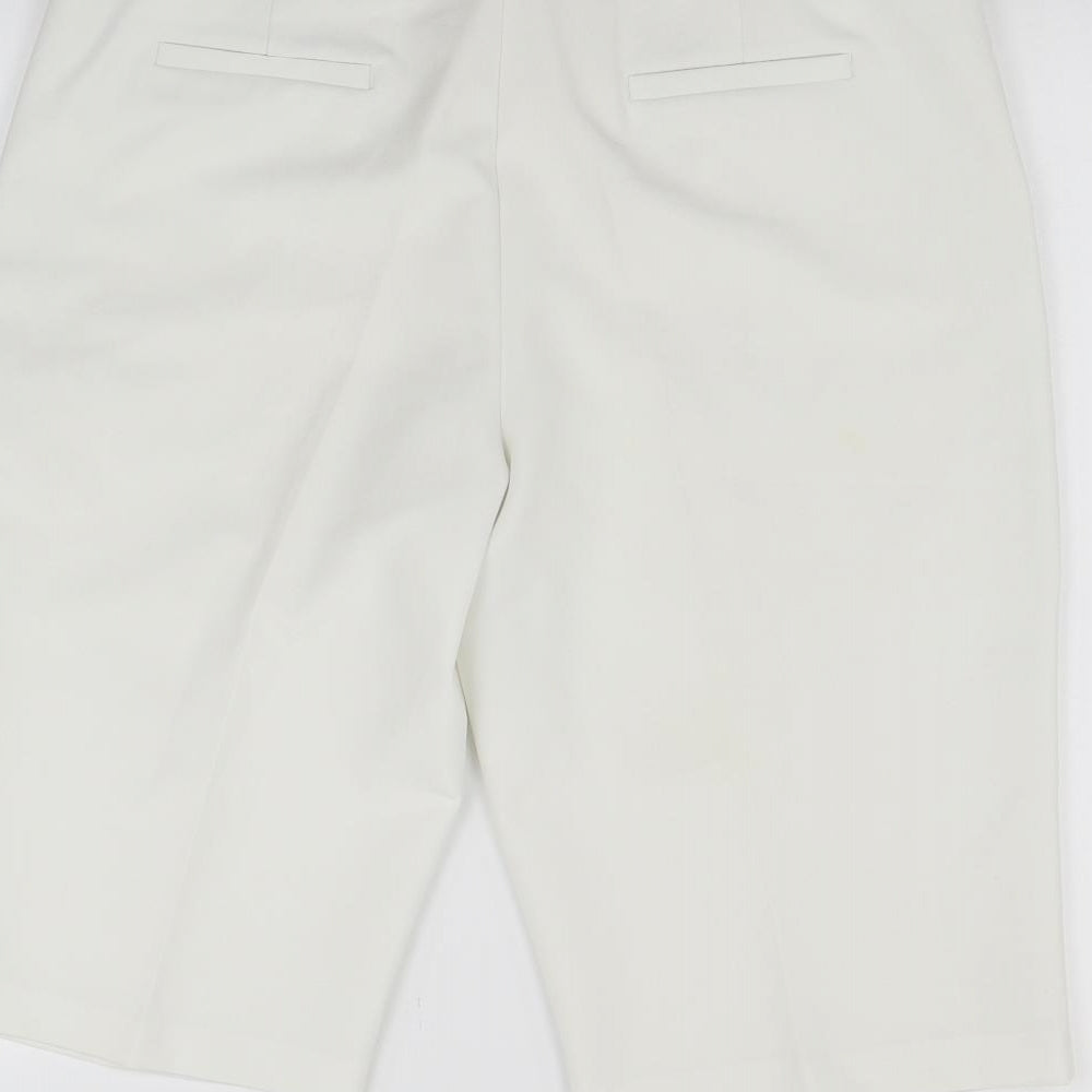 F&F Womens White   Cut-Off Shorts Size 14
