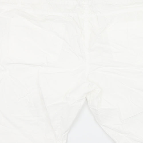 South Womens White   Cargo Shorts Size 18