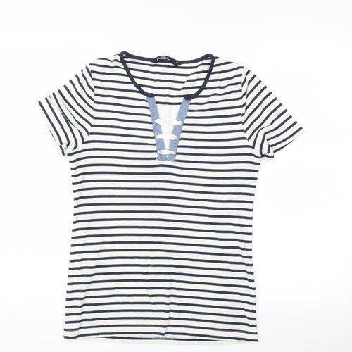 bm casual Womens White Striped  Basic T-Shirt Size XS