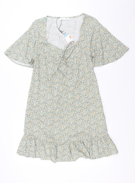 Front view of Primark women’s green floral shift, size UK 8