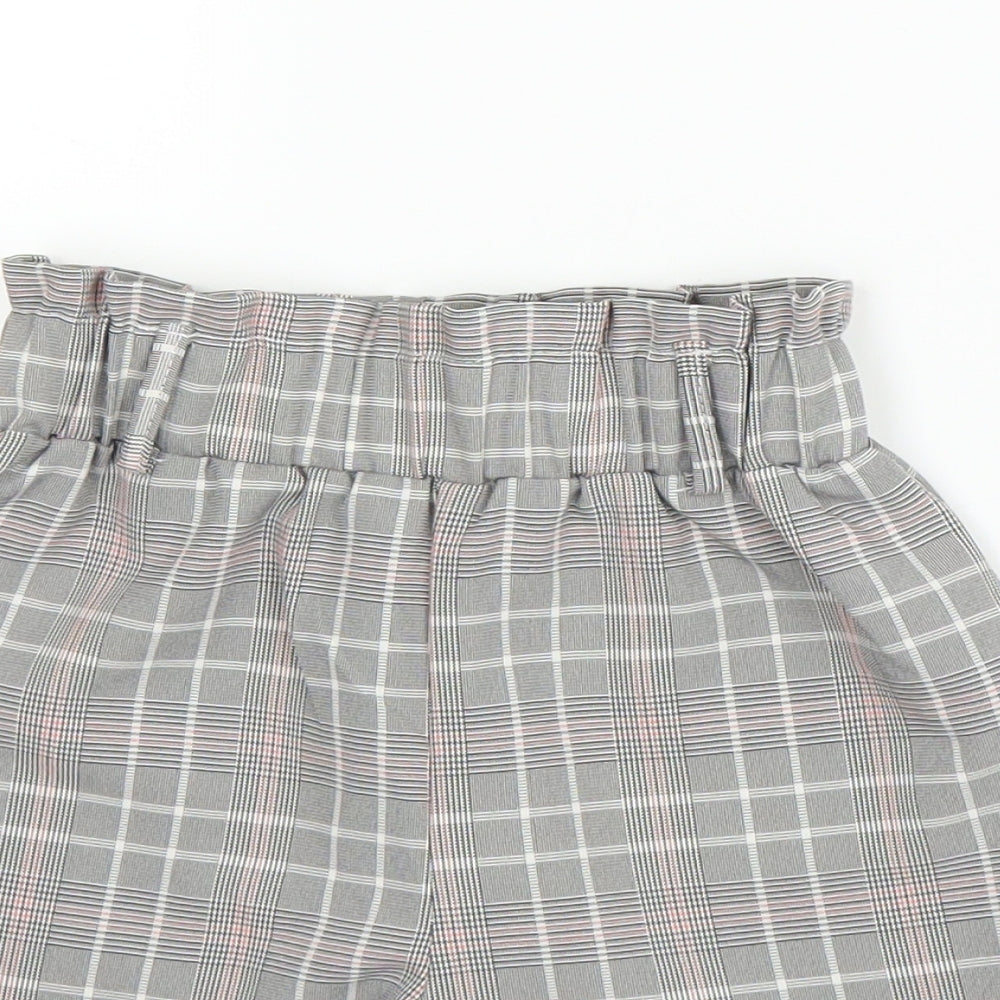 Preworn Girls Grey Plaid  Paperbag Shorts Size 6-7 Years