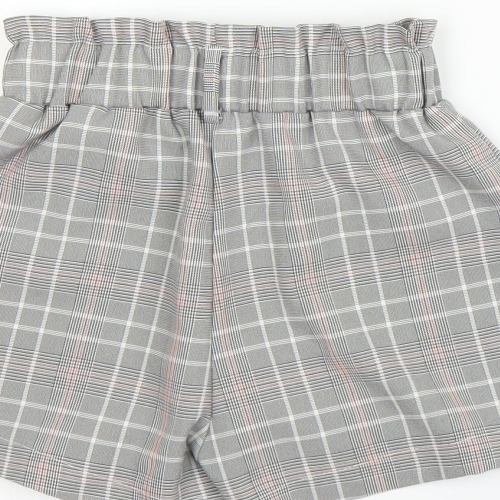 Preworn Girls Grey Plaid  Paperbag Shorts Size 6-7 Years