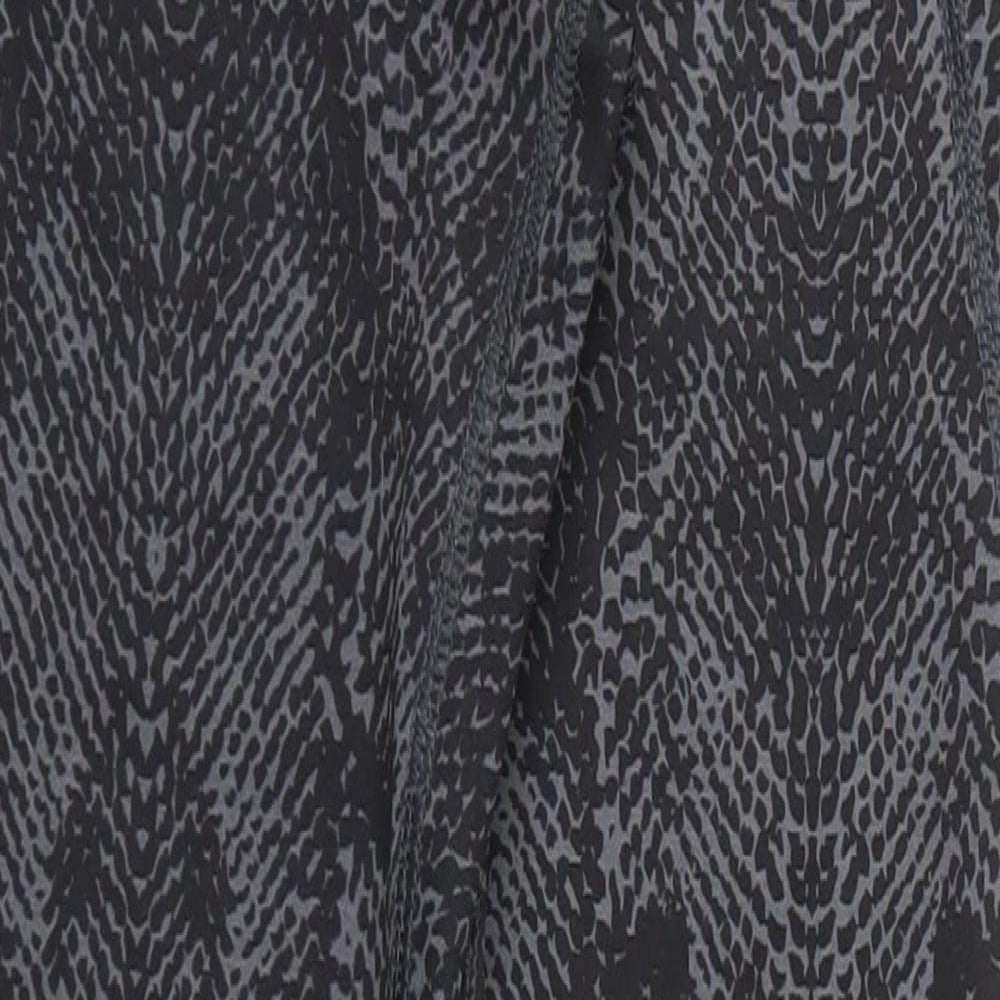 H&M Womens Black Animal Print  Capri Trousers Size XS L24 in - Stretch waistband