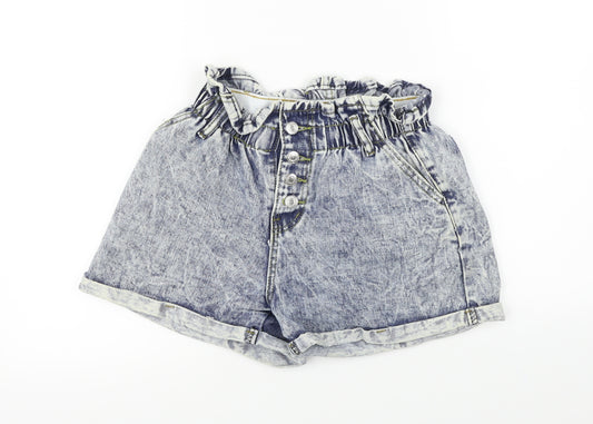 Front view of Preworn women’s blue chino shorts, size UK 24, in