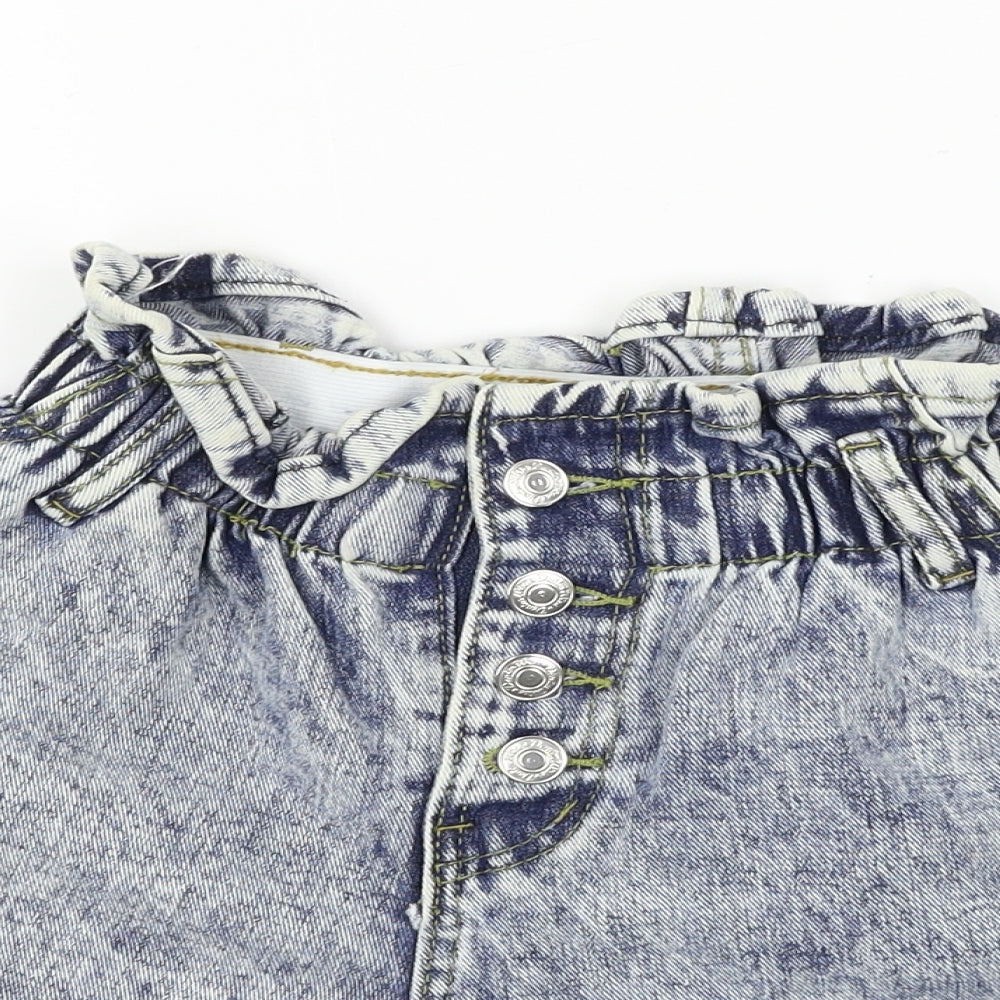 Preworn  Womens Blue   Chino Shorts Size 24 in