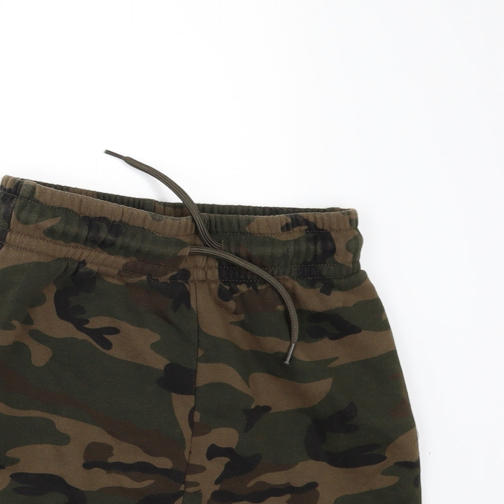 Primark Boys Green Camouflage  Sweat Shorts Size 8-9 Years