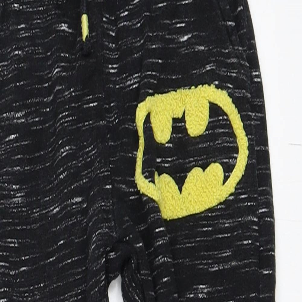 Primark Boys Grey   Jogger Trousers Size 3-4 Years - batman