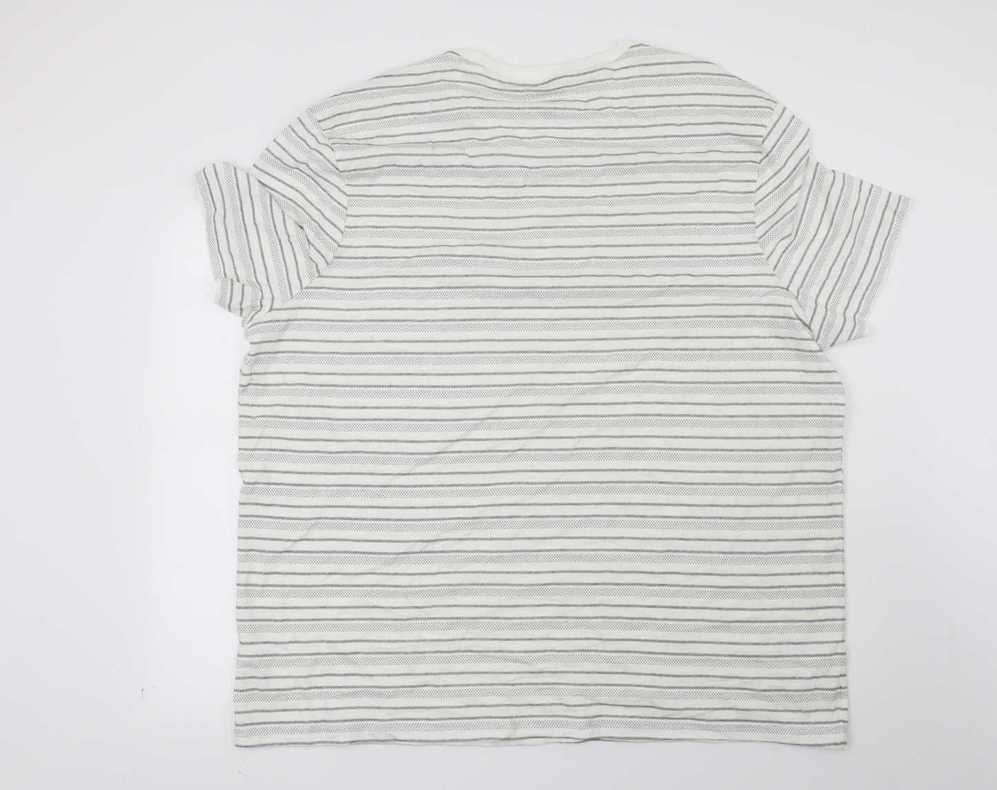 George Mens White Striped   T-Shirt Size 3XL