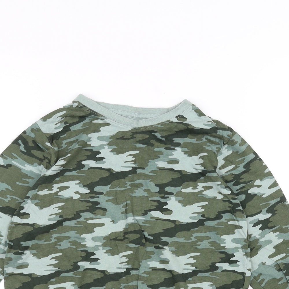 F&F Boys Green Camouflage  Basic T-Shirt Size 8-9 Years