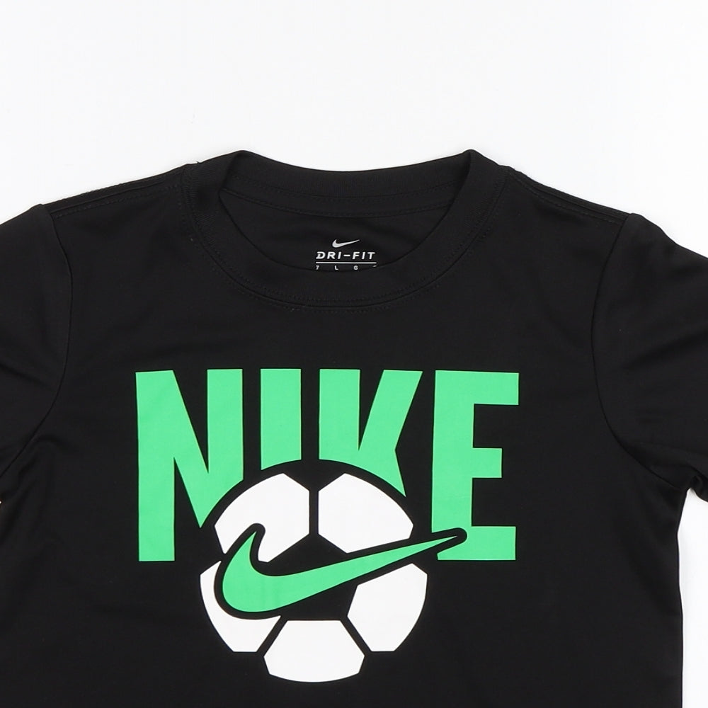Nike Boys Black   Basic T-Shirt Size 6-7 Years