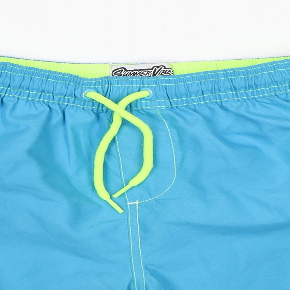Preworn Boys Blue   Utility Shorts Size 6-7 Years