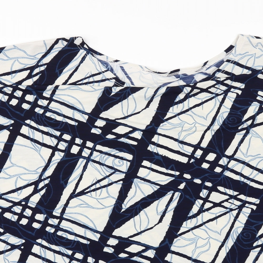 Preworn Womens White Geometric  Basic T-Shirt Size 22  - SHAPED HEM