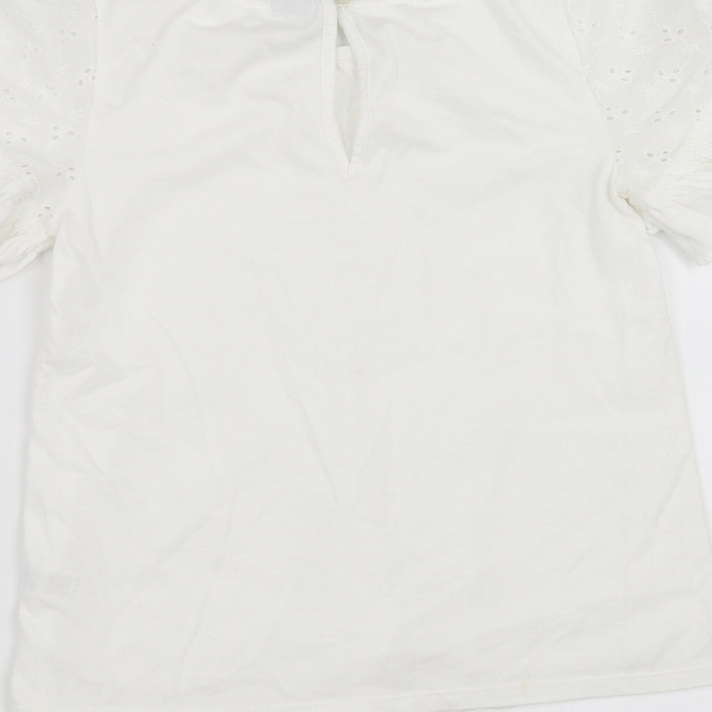 Sainsburys Girls White Floral  Basic Blouse Size 9 Years  - crochet detail