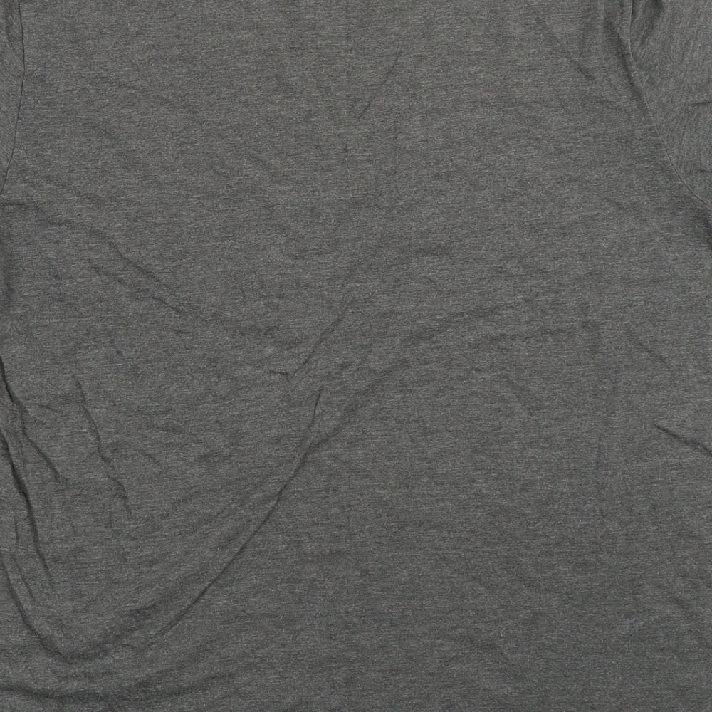 Nike Mens Grey    T-Shirt Size S
