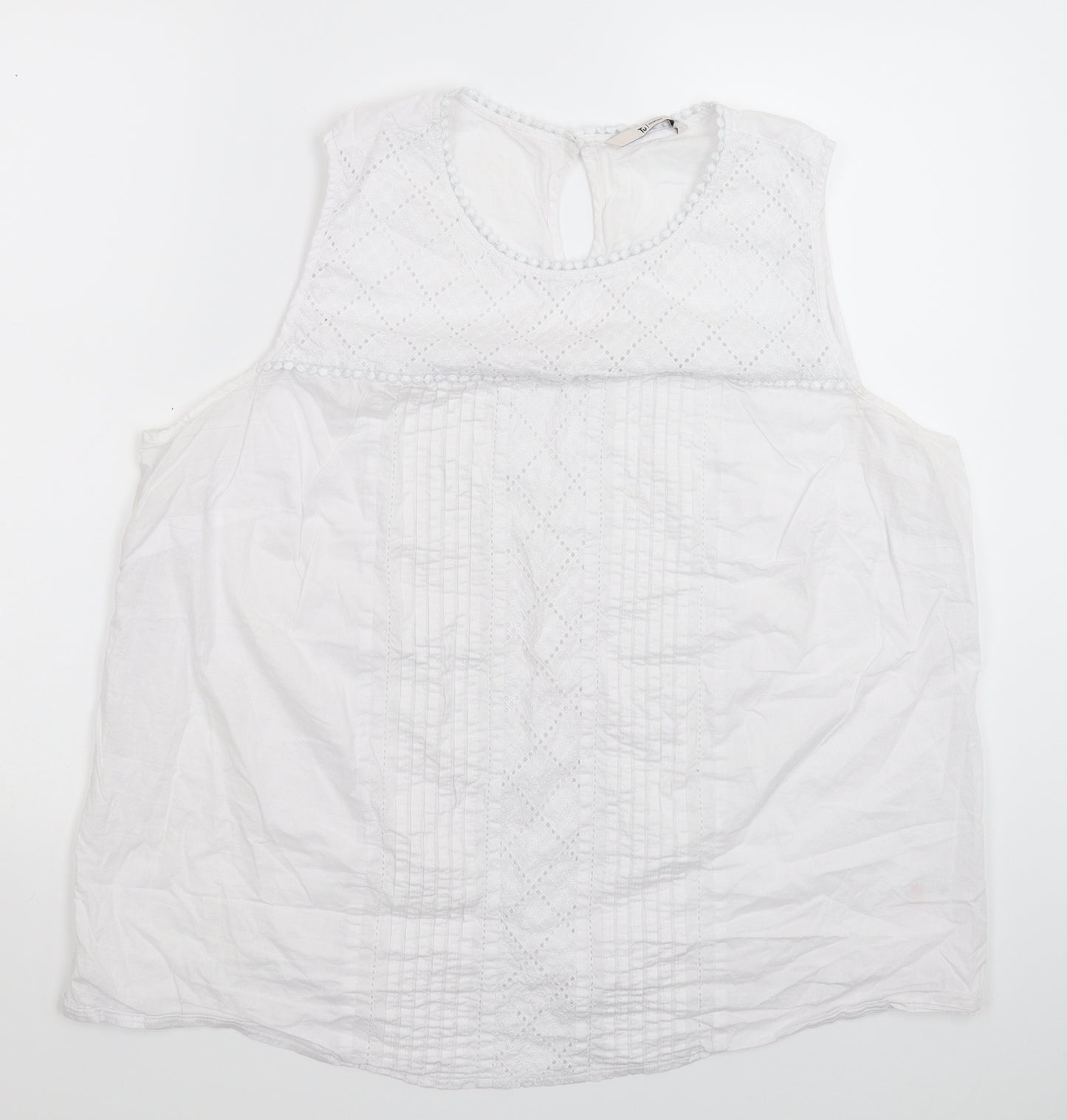 TU Womens White   Basic Tank Size 22