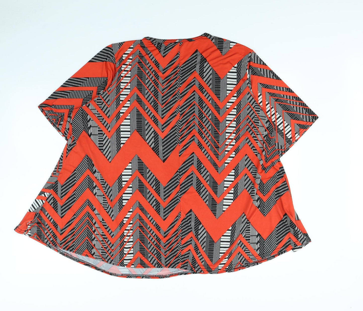 Preworn Womens Red Striped  Basic T-Shirt Size 24