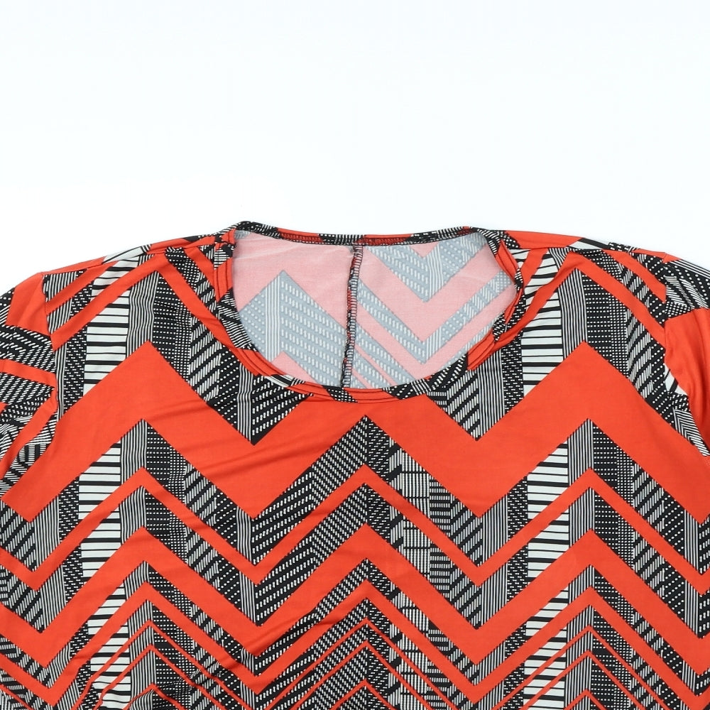 Preworn Womens Red Striped  Basic T-Shirt Size 24