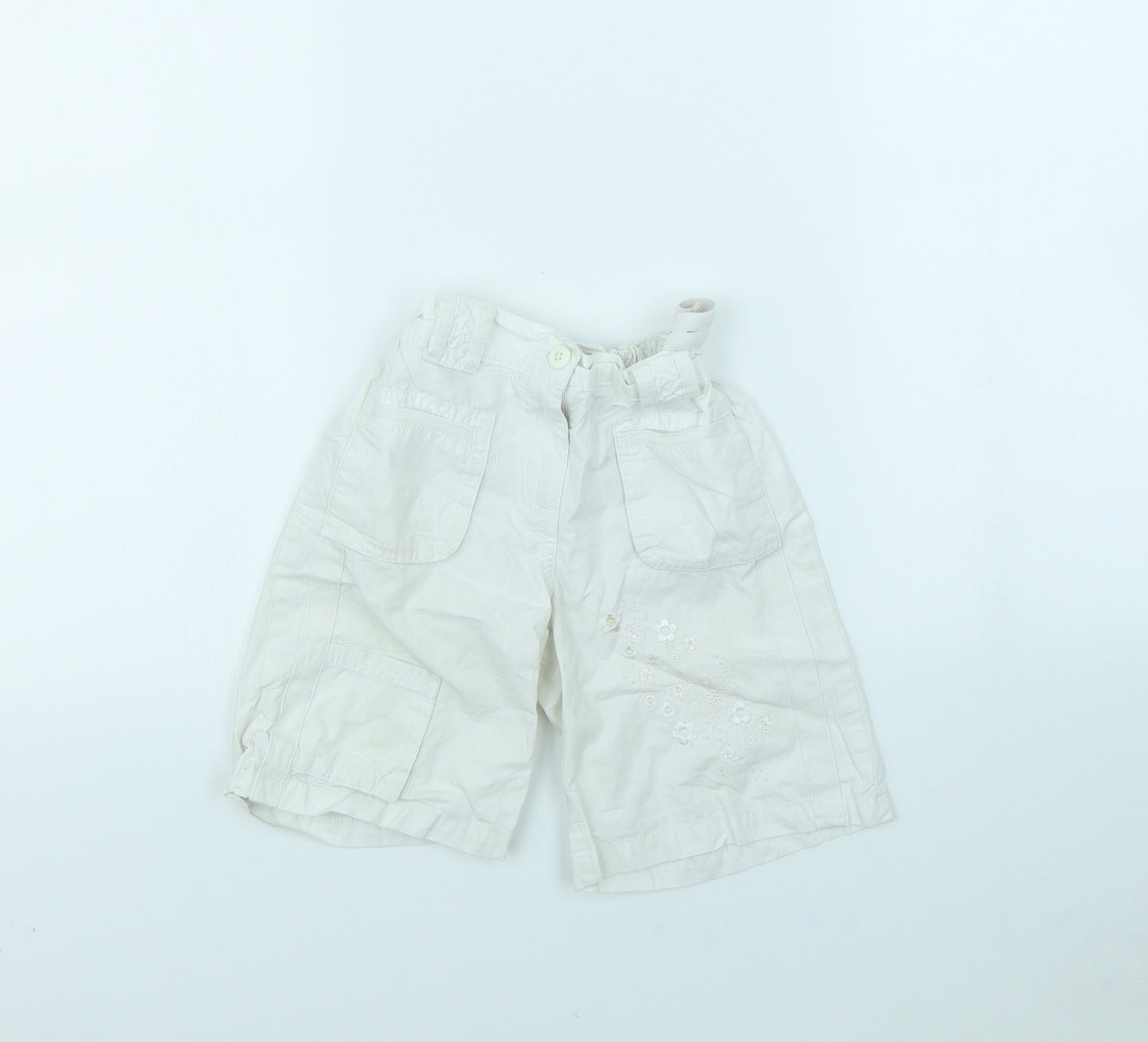 TU Girls White   Mom Shorts Size 6 Years