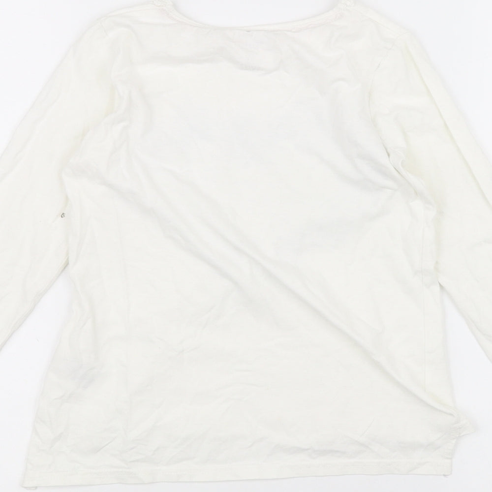 love is sweet Girls White   Basic T-Shirt Size 6-7 Years
