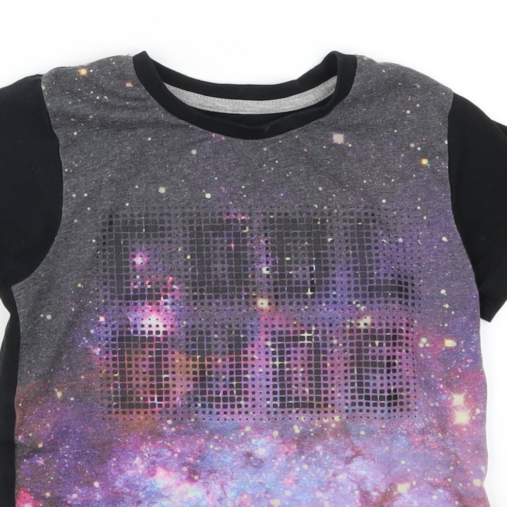 Matalan Boys Purple   Basic T-Shirt Size 5 Years  - Cool Dudes Galaxy Print