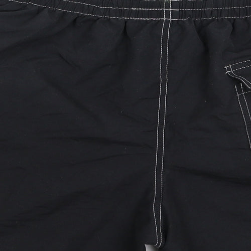 Jembelo Mens Black   Bermuda Shorts Size M