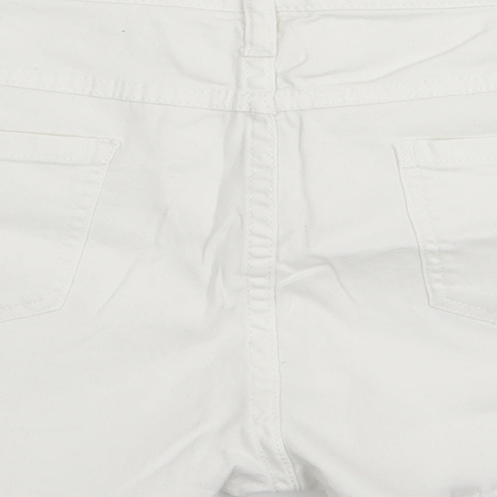 South Womens White   Hot Pants Shorts Size 20