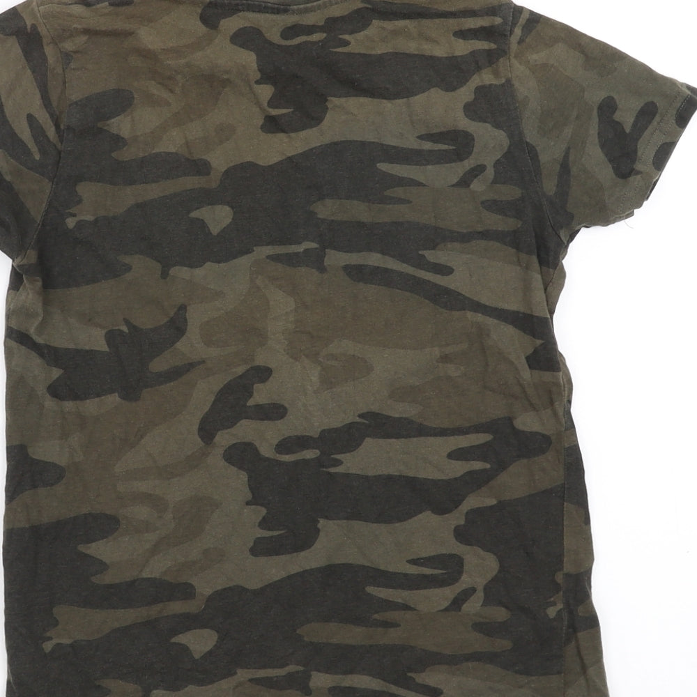 Primark Boys Green Camouflage  Basic T-Shirt Size 9-10 Years