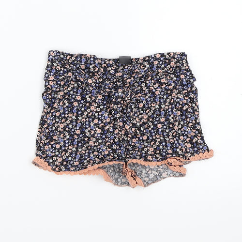 Primark Girls Black Floral  Bermuda Shorts Size 5-6 Years