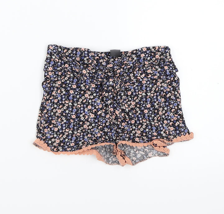 Primark Girls Black Floral  Bermuda Shorts Size 5-6 Years