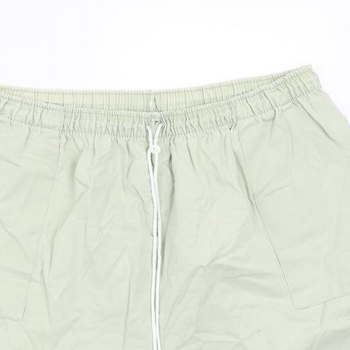 Preworn Womens Green   Bermuda Shorts Size 20