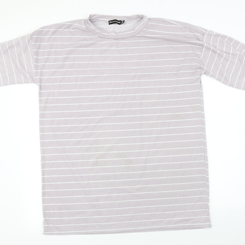 PRETTYLITTLETHING  Womens Green Striped  Basic T-Shirt Size 12