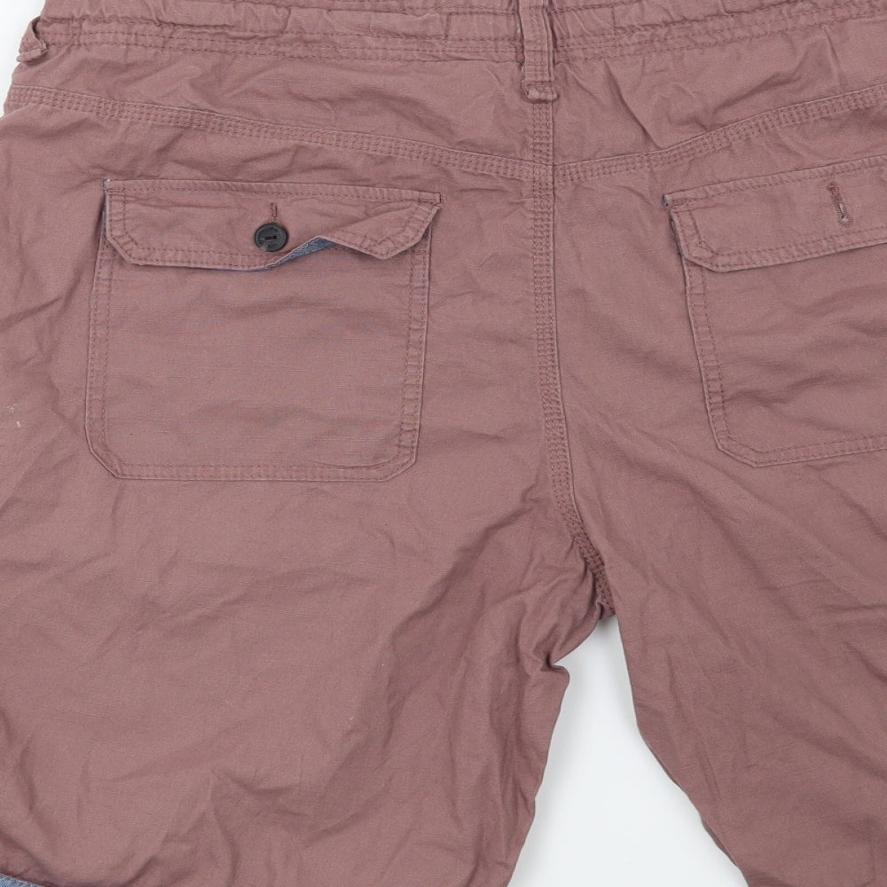 Red Herring Mens Red   Bermuda Shorts Size 38 in