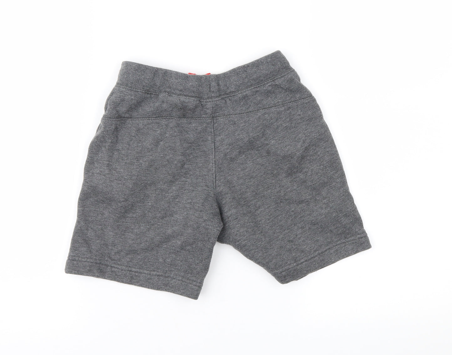 Nike Boys Grey   Sweat Shorts Size 5-6 Years