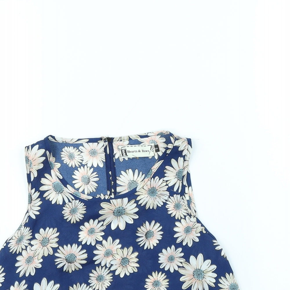 Hearts & Bows Womens Blue Floral  Basic T-Shirt Size 8