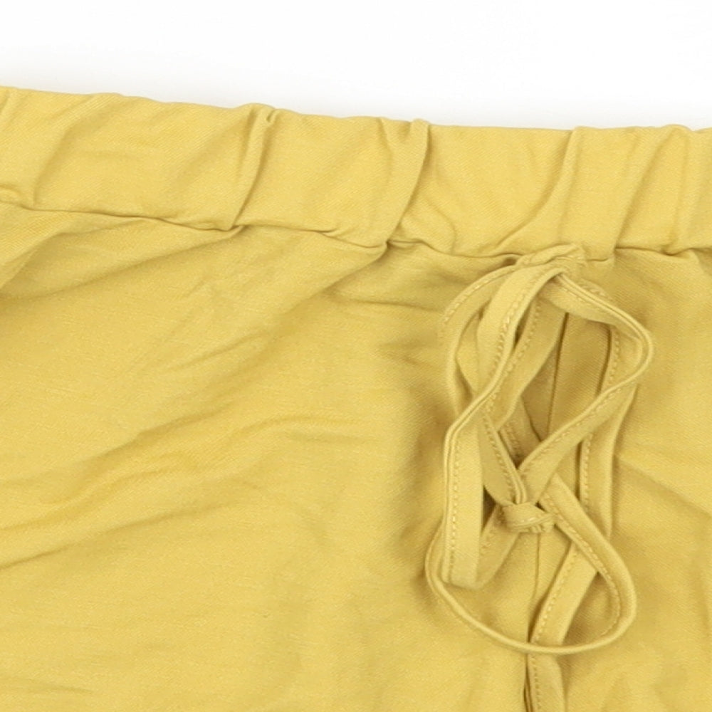 PRETTYLITTLETHING Womens Yellow   Mom Shorts Size 6